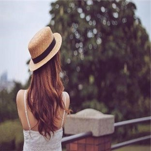 未経験だったわたしでも月収100万円達成😍お金や時間にとらわれることなく自由に生活しちゃってます💕💗私をフォローすると10万円🎁DM送ります😍フォローするとすぐ届きます