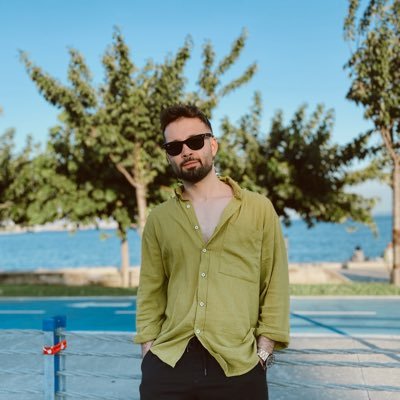 F_Ozdemmir's profile picture. 