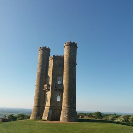 TS44810179's profile picture. 40代。2児の父。2022/3コロナ感染、コロナ後遺症。微熱、倦怠感、めまい、ブレインフォグ、目の焦点合わない、気分の落ち込み、光過敏、POTS等。bスポット、鍼灸、oクリ、JSかっさ、rTMS。休職8ヶ月を経て復職。フルタイム勤務。著書:新型コロナ後遺症克服の秘訣
ロボッツファン。ロボッツにまつわる話を投稿。