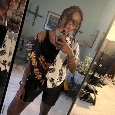 Kelzie6's profile picture. 25❗️|RVA↔️DC📚|VCU Alumna🖤💛| Leo ♌️🦁