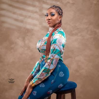 Topzestrealty's profile picture. God Chaser
Everything Spick & Span about your environment..