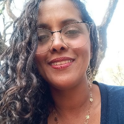 Deus nos concede, a cada dia, uma página de vida nova no livro do tempo. Aquilo que colocarmos nela, corre por nossa conta.