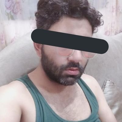 باختصار.
🏳️‍🌈
Gay account 
رجولي جدا.. بحب الضحك والهزار..
مليش ف الدياثة.