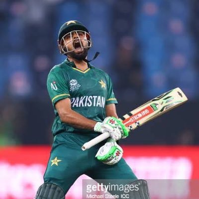 Rather be honest than impressive🌻 MrBA56😎🌍❤️👑 obsessed 💎 #armygirl💜#babarazam✨