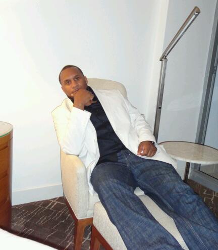 KingDusean's profile picture. Hello, I'm from California. Nice to talk to you.