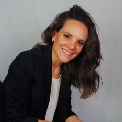 Trabajo en Pfizer, pero, en esta cuenta, soy totalmente… “Dueña de mis silencios y esclava de mis palabras” 😜