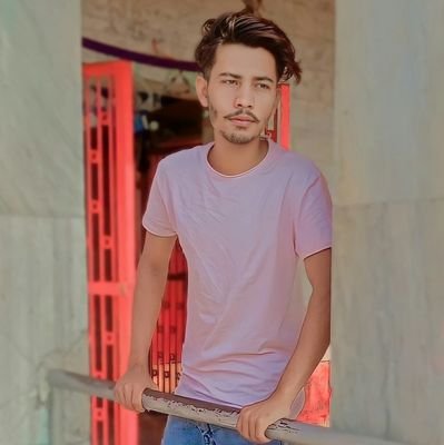 Mr_Ranjesh's profile picture. #हम_दुनिया_से_अलग_नही, 
              #हमारी_दुनियां_ही_अलग_है
                  love 💕mom dad 
                  Brth 🍩12 August