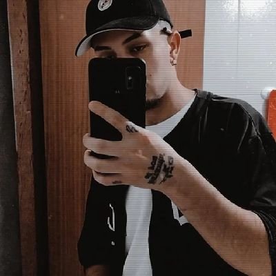 @Flamengo❤
2.1//
legaliza o boldin porra 🍁//
✍🏼: compositor/cantor