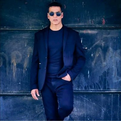 Actor, Biggest die hard fan of Akshay Kumar and Srk   die hard KKR FAN 
AMI KKR