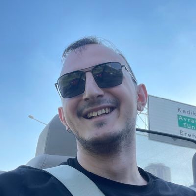 kosakize's profile picture. twit mwit bişiler | boun't