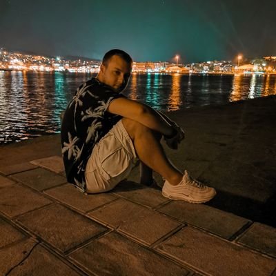 Marinos05473135's profile picture. 🧲Electrical engineering