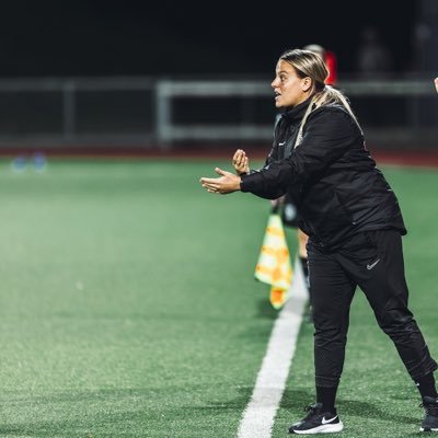 @FCNordsjaelland Women’s Team Assistant Coach | UEFA B | CSA A | Master’s HPCTL @UBC | Former @RangersWFC, @heartswomenfc, @Vol_Soccer ➡️ views are my own