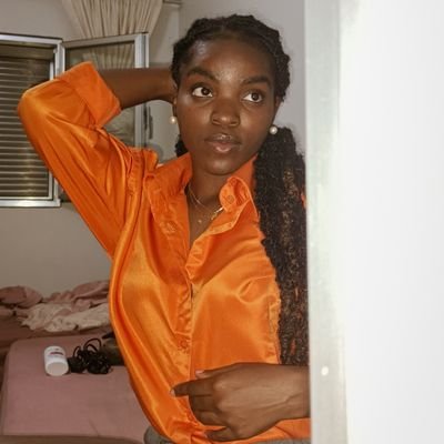 PalomaNayara17's profile picture. No one in the entire world can do a better job of being you than you!🦋
-Just be yourself🍀❤
