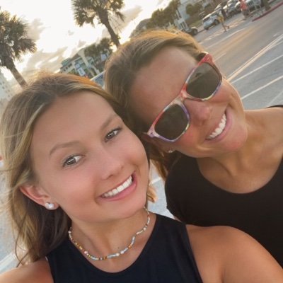 BeckyHu24857944's profile picture. 