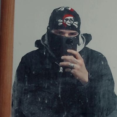 ☠️
Melómano, cinéfilo, tatúador, rapero compositor.🎭
🌴CRIOLLO CARIBE🌴
🏖️🔥🏔️❄️