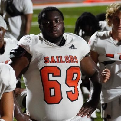 SHS🟠⚫️||3.3 GPA||VARSITY DT||5’10||248||#69 contact info l: longlive861@yahoo.com| #9415441062