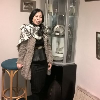 Menjadi seorang ibu ngurus rumah itu tugas mulia juga