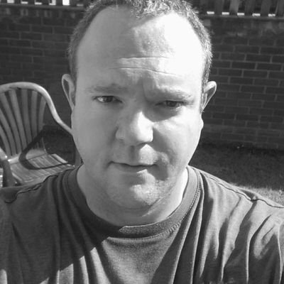 RealRobCropton's profile picture. 🇬🇧🇪🇺