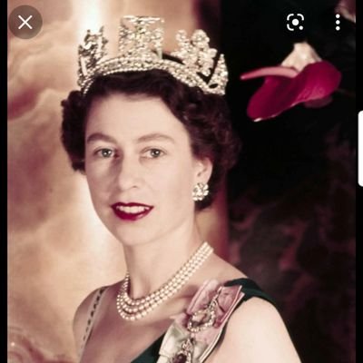 Self employed nail tech💅mum to Taffy the Jack Russell🐕stepmum to my partners 2 kids 👨👩👧👦Great Britain Will Be Great Again🇬🇧 God Save The King 👑🇬🇧