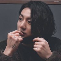 mon.ᵛᵏ's (@cookieeeekim) 's Twitter Profile