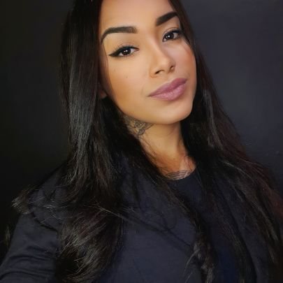 SocialIsabella's profile picture. 