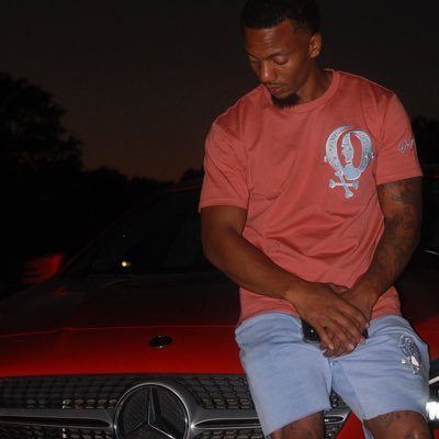 fuck dis shit live life. i.g: “mr.du2e”