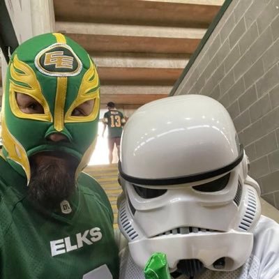 I am big Elks fan and my name is ElksTrooper and I am fan of saints football and we are Marshall ,a member of Elks football ,herd nation and big Oilers fan