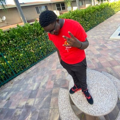 BasilPierre4's profile picture. Funniest Person at Coral Springs High