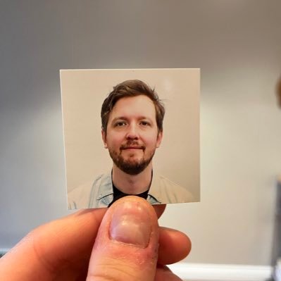 ad writer, humor writer, fingernail biter. contributor @pointsincase @weeklyhumorist @thisisrobotbutt @littleoldlady__. he/him