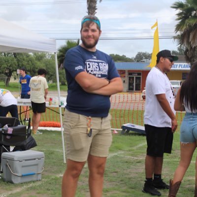 TAMUK 23| MEEN Major|Cubicle Ninja|Super Geek about all things sci-fi| Star Trek == Star Wars.| Once an Eagle Scout always an Eagle Scout. ΣΧ-ΖΠ