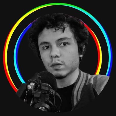 Creador de contenido 🎞️ fanático del cine 🎬 y la música 🎶 y además streamer 🎮💥
                             - Directos desde las 20:00pm EC en Twitch