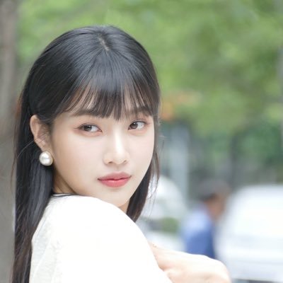 (Reveluv 👑✨) #GKไว้อ่าน  เน้นเสือกค่ะ ไม่เน้นเลือกข้าง