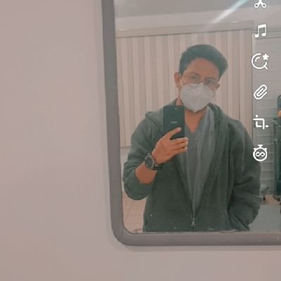 Nutriólogo 👨⚕️
Maestro en nutrición clínica en formación 🏥
Fotógrafo frustrado
Amante de la cocina
Animalista
Lector de historias de amor que no vivirá.