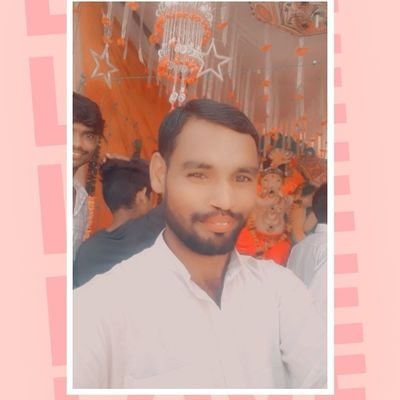 पिंटू धनवाल और पिता जी का नाम गोपाल धनवाल और माता जी का नाम रेशम ओर मेरा जन्म मध्य प्रदेश के छोटे शहर जिसका नाम मुरैना जिले से 1.2किलो मीटर के कसबे में हुआ में