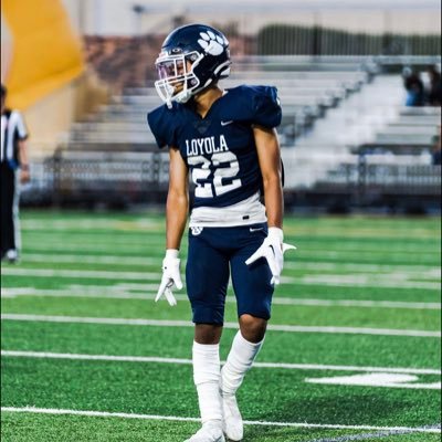 Loyola HS ‘24 l DB #22 l 5’10 165 l ig @chazaust1n  https://t.co/cGBFcQINT9