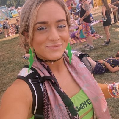 welcome 2 my life ✨🍄🧚🏻🤍