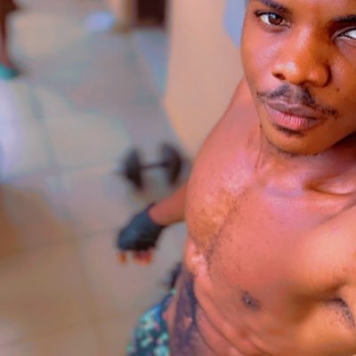 ejum_elijah's profile picture. 🇳🇬🇬🇭 Chinweoke  Gemini ♊️  Twinie 👬 Model 🎭🕺 Workout freak🦾🦿 Bodybuilder ✊🏋️‍♂️