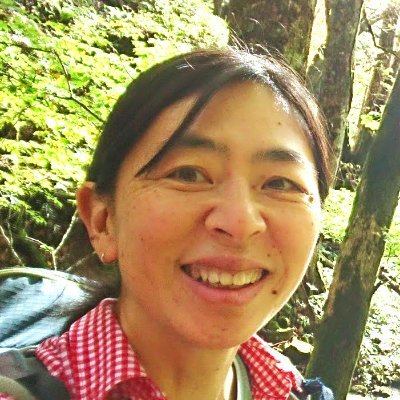 山の花・苔・粘菌等を愛でる人/好きな山は藤原岳孫太尾根/テント泊(軽量化)/読図。
好きな山域は京都北山と比良。山岳茶人。山ごはん&山グルメも好き。
日本山岳ガイド協会認定登山Ⅱ
オケウーマン(Clarinet)。celloも開始。