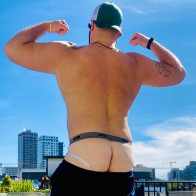 hot_poundcake's profile picture. **BLACK TRANS LIVES MATTER**