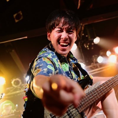 bgz562983's profile picture. 2025年10月〜吉祥寺曼荼羅副店長/🐸センポクカンポクの低音と木の箱  @senpoku_kanpoku/📸 @JuNTi827 / ブッキング制作のお問い合わせはDMまで！