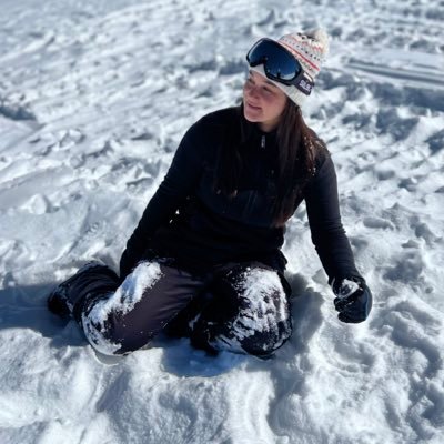 Twitter es mi lugar fav 🙌🏼 Si te queda el saco, es tuyo.
