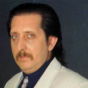 eljunko8's profile picture. 