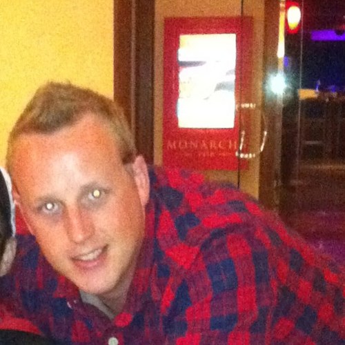 darbyhopkins's profile picture. retweets are for my notes and for reflection 🤙 

Stay in your own lane and always be kind -Me