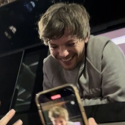 Cambié de cuenta🤍                                              
21/05/22 vi a Louis 🥺❤️‍🩹