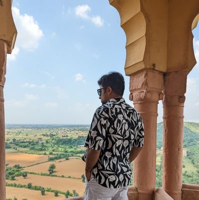 IshanRaghav5's profile picture. Blockchain Developer