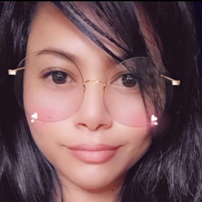 melay327436711's profile picture. 