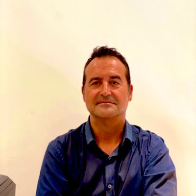 C90868574Xavier's profile picture. Constància