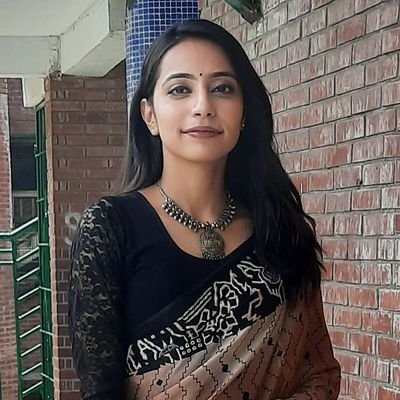 Kanika Khanna Profile