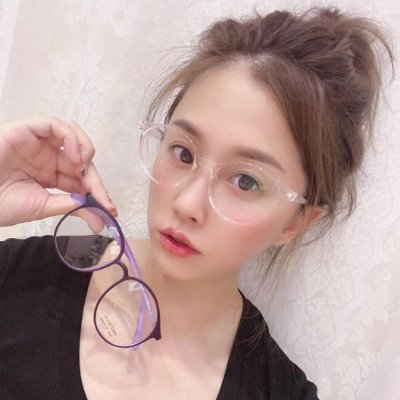 I love to travel and earn money.
At the end of the day everyone loves money. So earn money and enjoy your life with natural beauty, because nature will never as