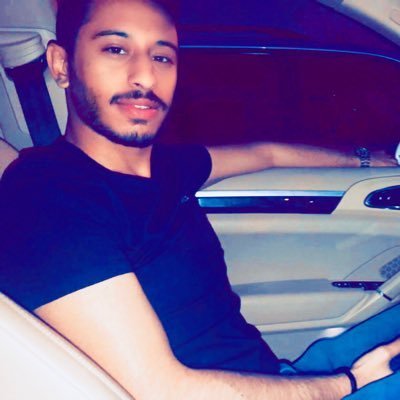 - نحنُ أحياءٌ و باقونوللحلمِ بقيّةْ -